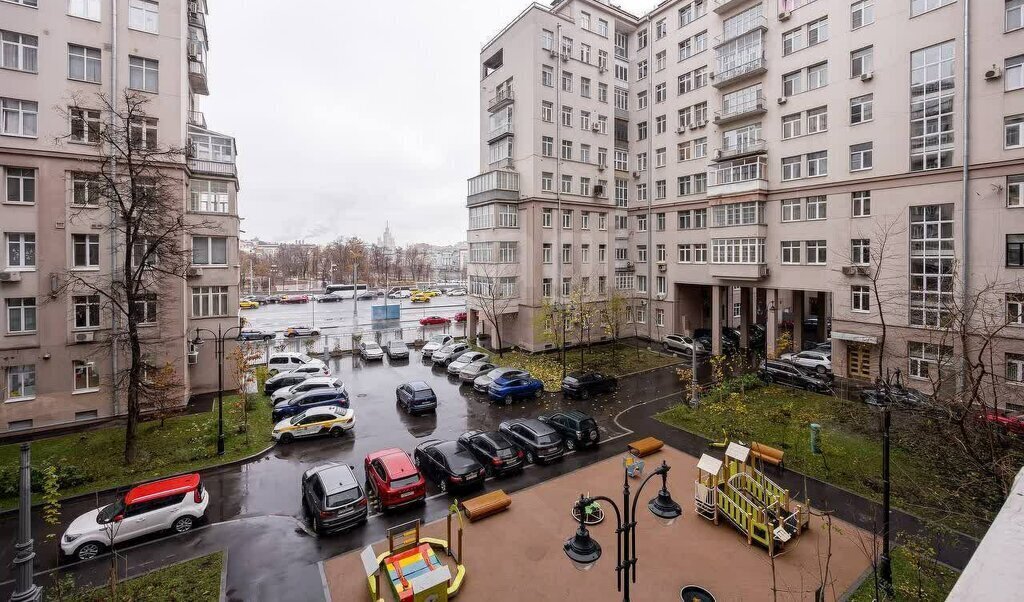 квартира г Москва метро Боровицкая ул Серафимовича 2 фото 20