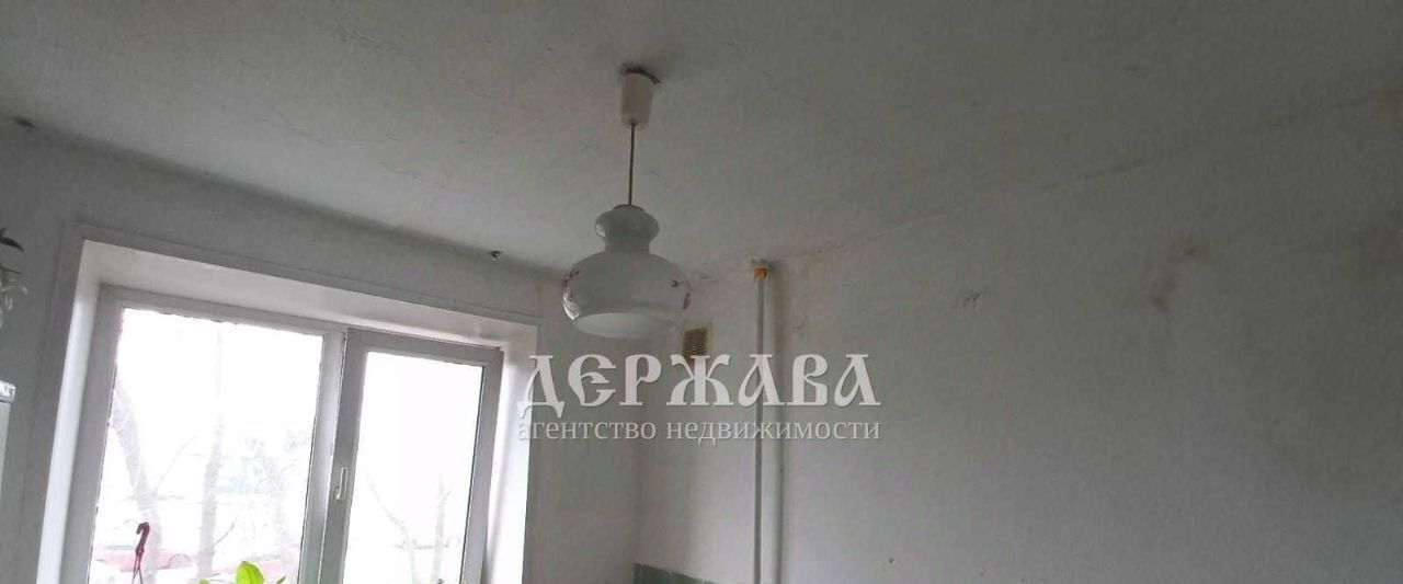 квартира г Старый Оскол Рудничный микрорайон 13 фото 3