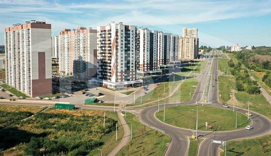 квартира г Воронеж ул Полковника Богомолова 1 фото 5