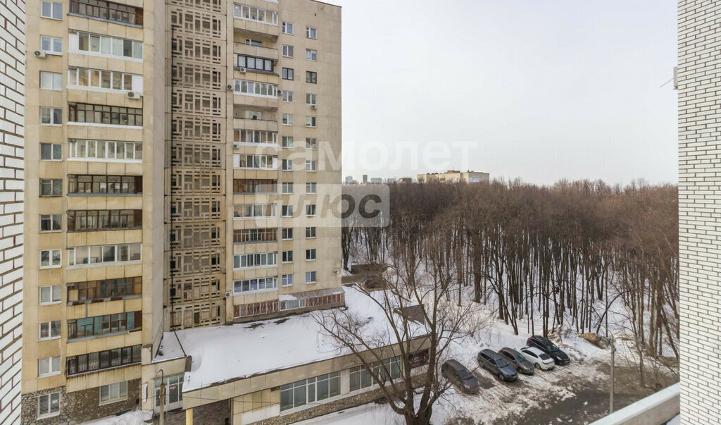 квартира г Уфа р-н Орджоникидзевский пр-кт Октября 107/6 фото 17