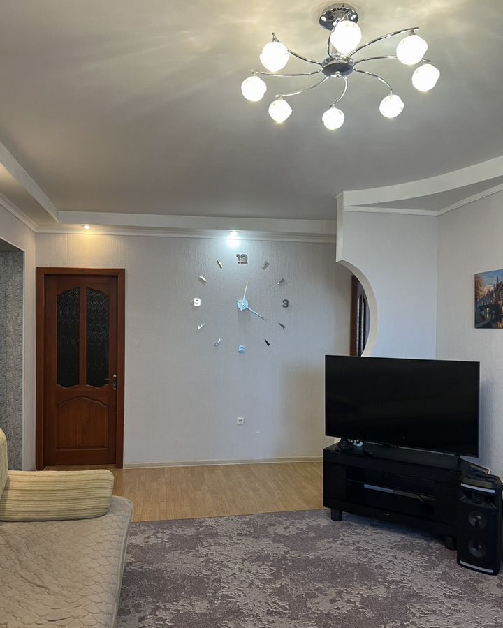 квартира г Саратов р-н Кировский ул. имени Академика С. Г. Навашина, 7 фото 4