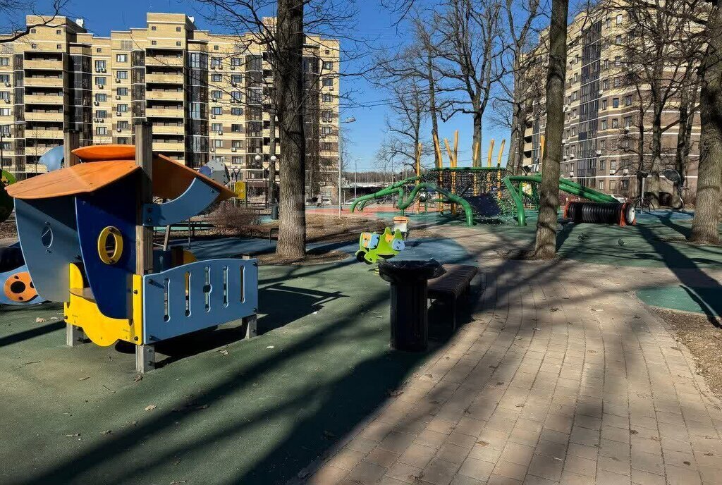 квартира г Москва п Сосенское п Коммунарка ул Сосенский Стан 5 метро Ольховая фото 17