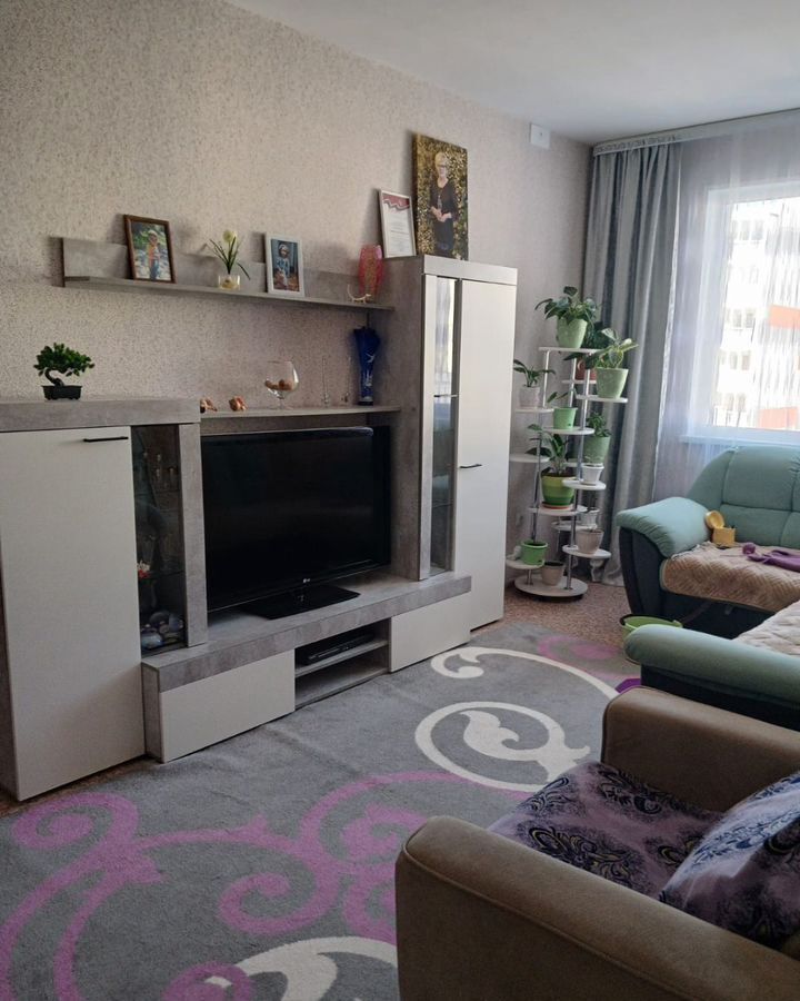 квартира г Нягань 4-й мкр-н, 32, Тюменская обл. фото 1