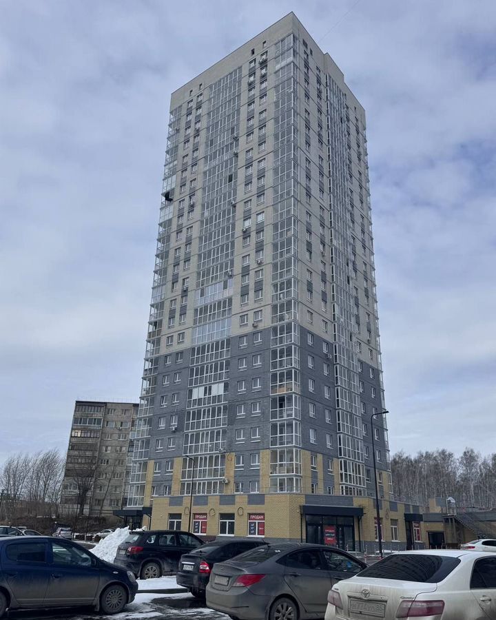 квартира г Тюмень р-н Центральный ул Мельникайте 2к/18 фото 15