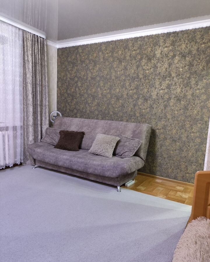 квартира г Ишим ул Малая Садовая 106 фото 3