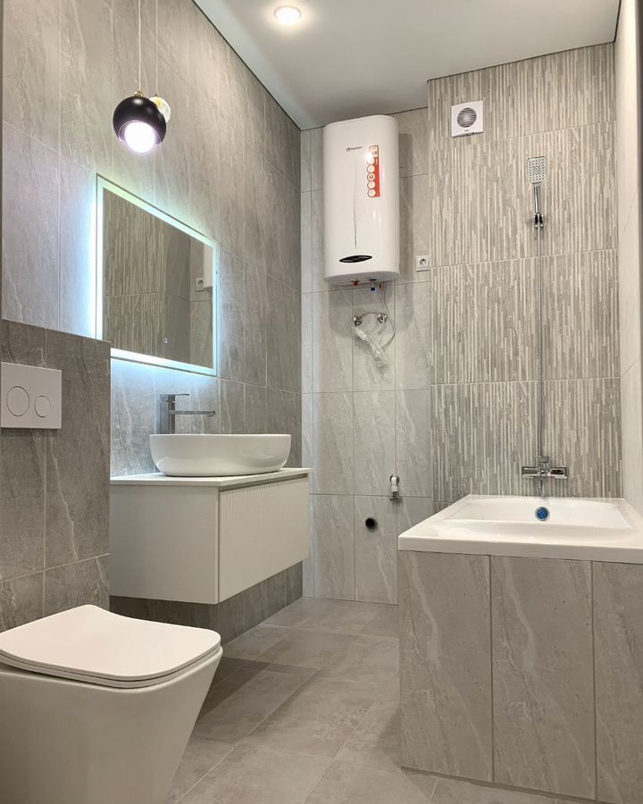 квартира г Барнаул р-н Железнодорожный пр-кт Строителей 18к/1 фото 1