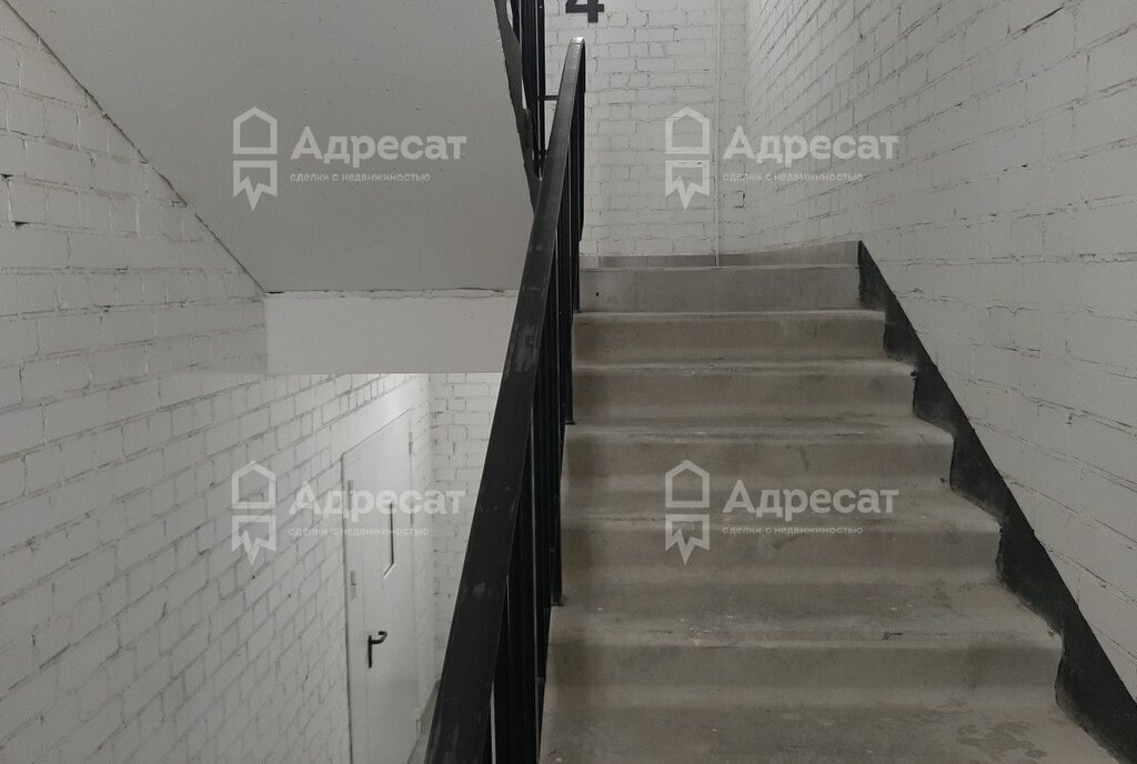 квартира г Волгоград р-н Тракторозаводский ул Тракторостроителей 21/1 фото 12