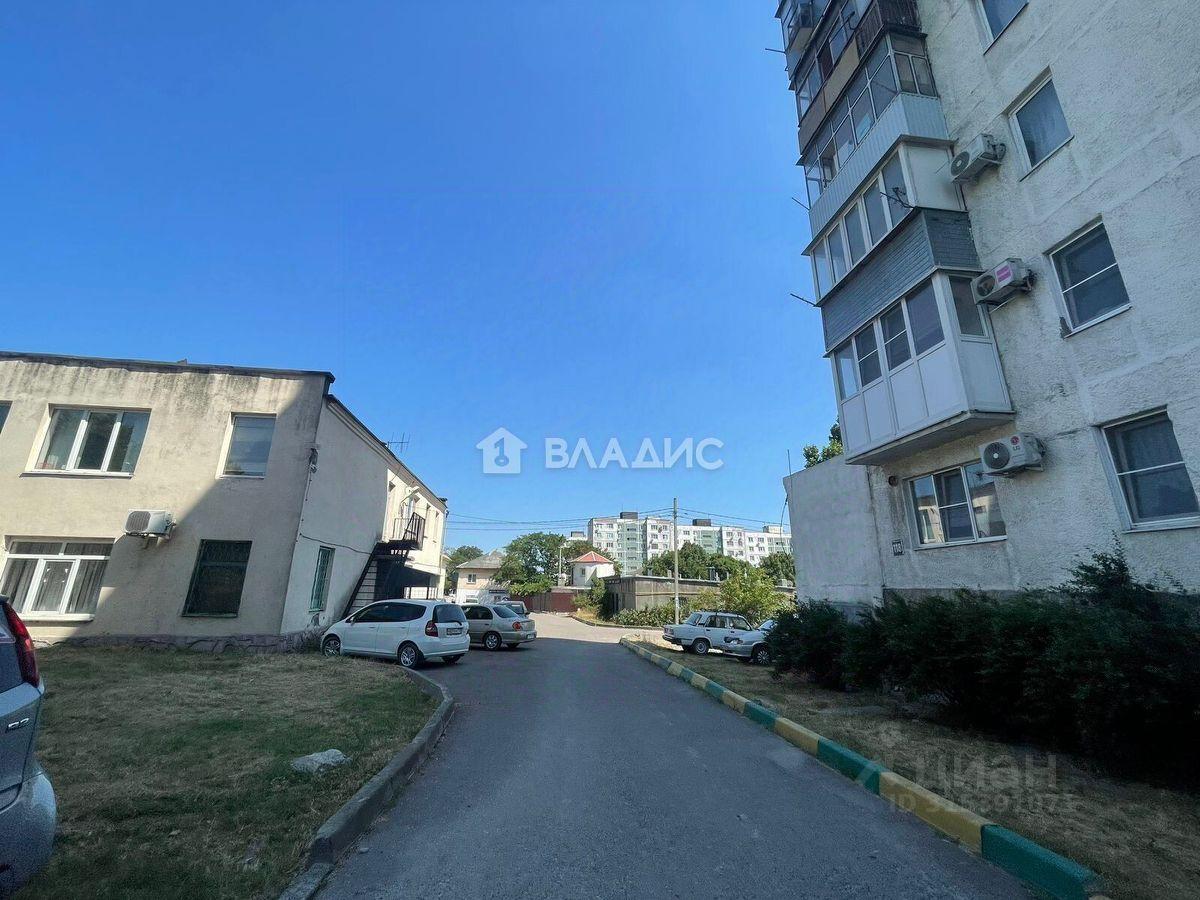 квартира г Новороссийск р-н Восточный ул Мефодиевская 118 фото 13