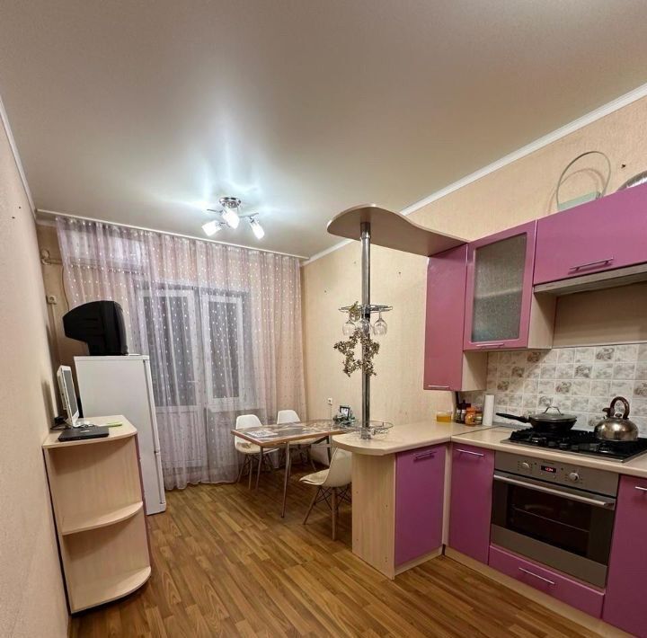 квартира г Астрахань р-н Кировский ул Белгородская 1к/3 фото 9