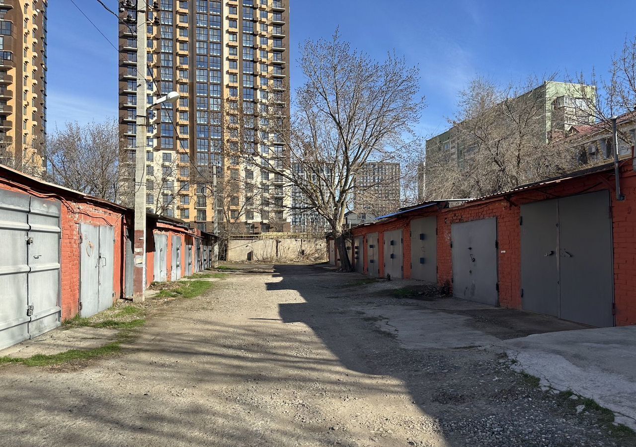 гараж г Астрахань р-н Кировский ул Бехтерева 11б фото 1
