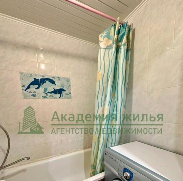 квартира г Саратов р-н Кировский ул. Имени Академика С. Г. Навашина, 3 фото 18