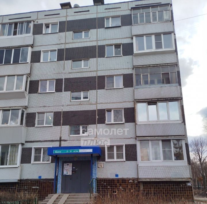 квартира г Тольятти р-н Автозаводский ул Фрунзе 22 фото 1