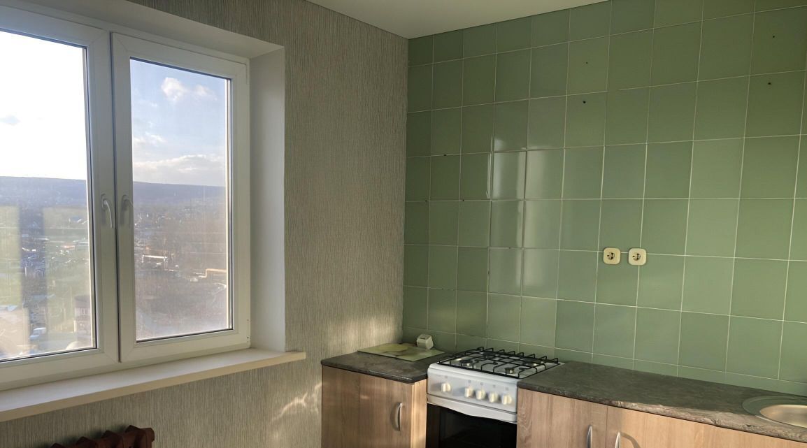 квартира г Саратов п Шарковка р-н Заводской 5 фото 1