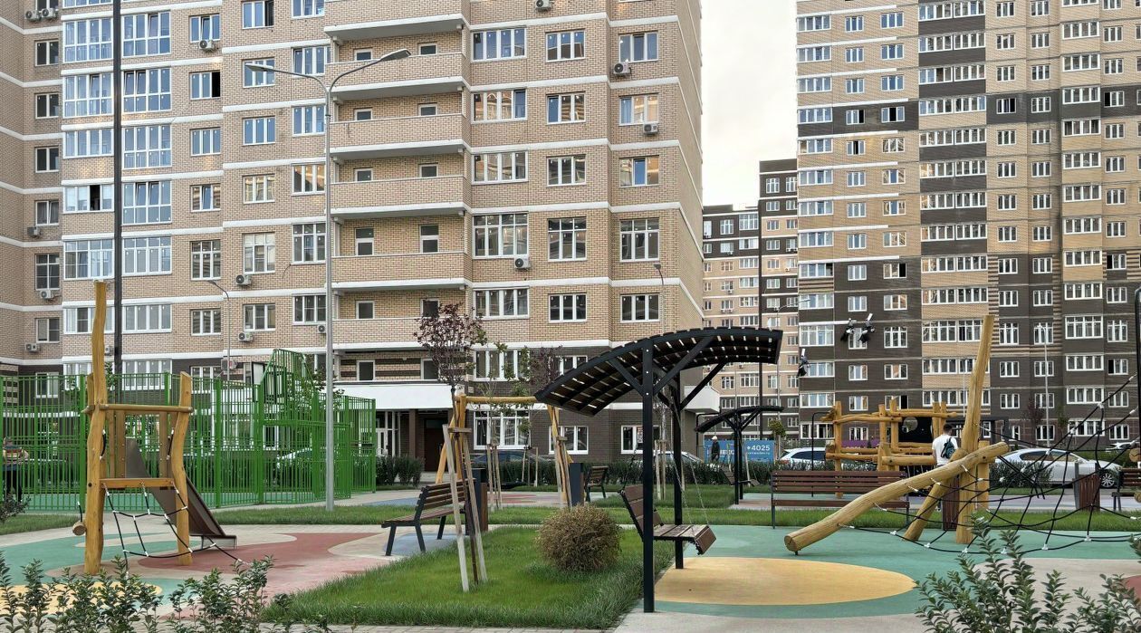 квартира г Краснодар р-н Прикубанский ул им. Мурата Ахеджака 12 фото 2