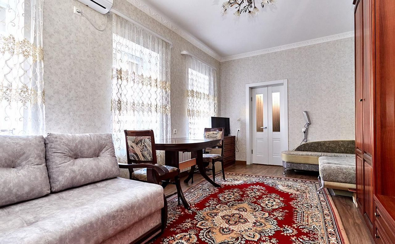 квартира г Краснодар р-н Центральный ул им. Янковского 45 фото 1