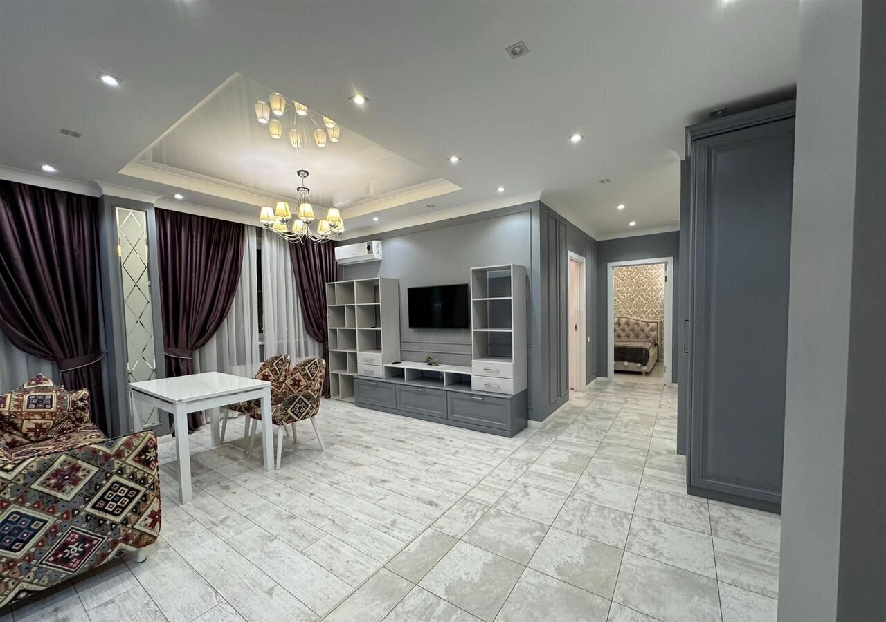 квартира г Краснодар р-н Центральный ул Коммунаров 270 фото 1