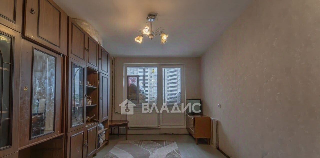 квартира г Санкт-Петербург метро Улица Дыбенко пр-кт Солидарности 12к/2к фото 3