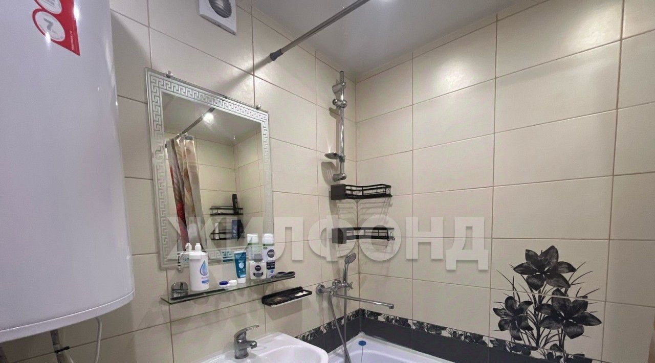квартира г Новосибирск Золотая Нива ул Есенина 10/1 фото 9