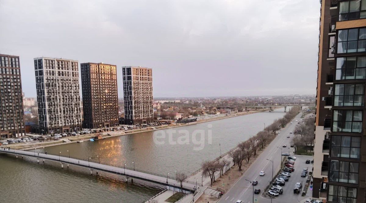 квартира г Астрахань р-н Кировский ул Набережная Приволжского затона 20в фото 1