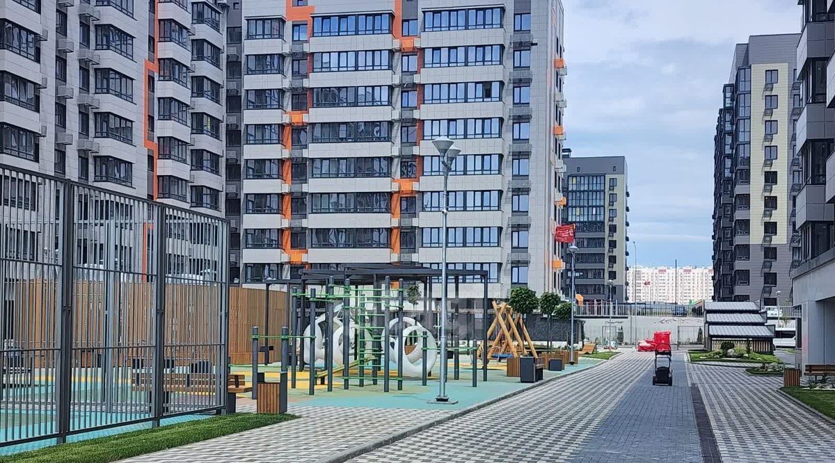 квартира г Ростов-на-Дону р-н Советский ЖК Западные Аллеи 5/3 фото 2