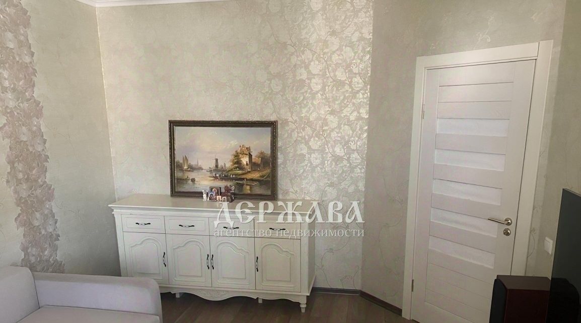 квартира г Старый Оскол Восточный микрорайон 50 фото 2