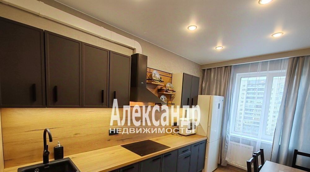 квартира г Санкт-Петербург метро Проспект Большевиков пр-кт Индустриальный 10к/1б фото 4
