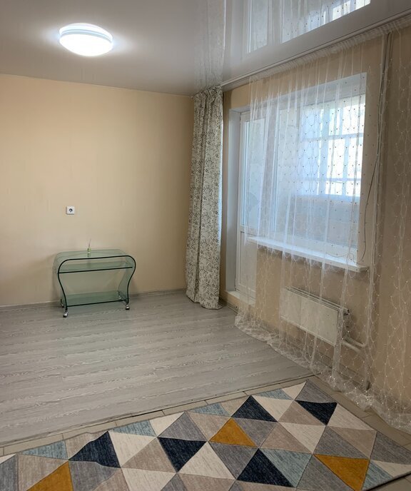 квартира г Екатеринбург р-н Ленинский Чкаловская улица Начдива Онуфриева, 14 фото 1
