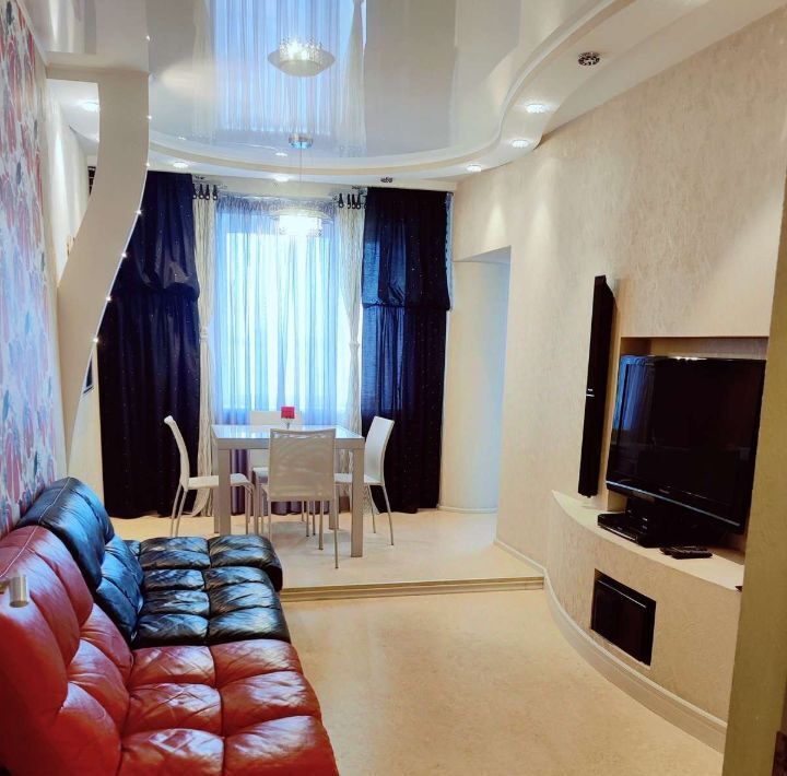 квартира г Тольятти р-н Автозаводский ул Автостроителей 84а фото 3