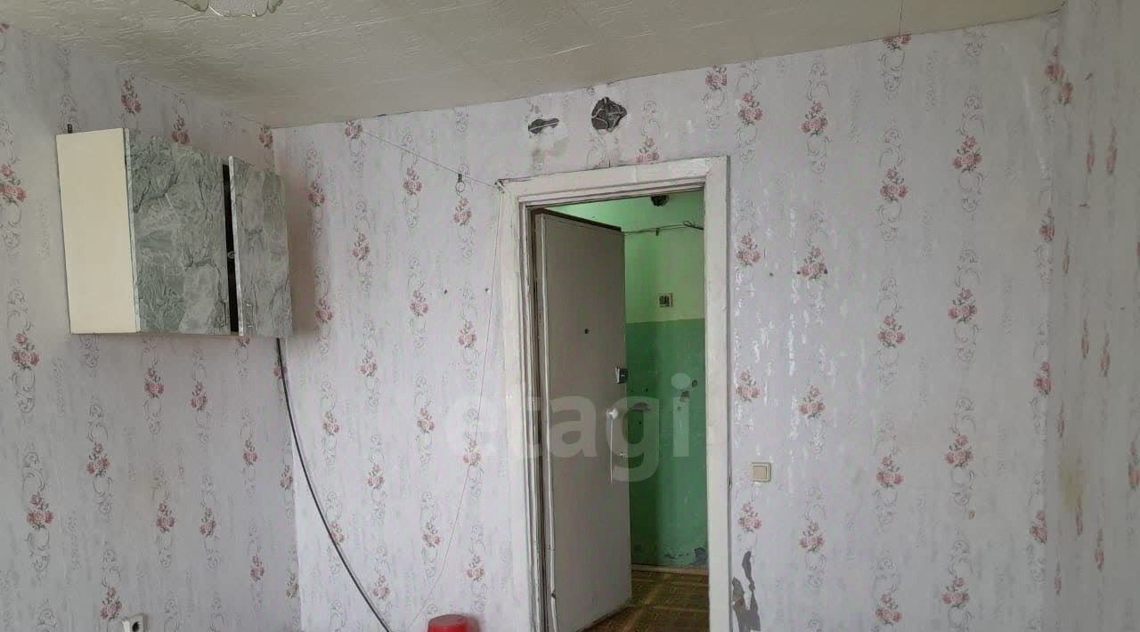 комната г Качканар 6А мкр, 1Б фото 1