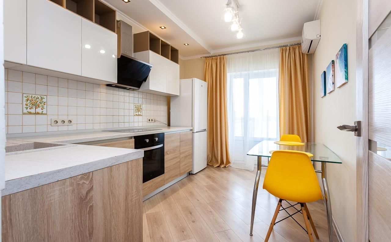 квартира г Краснодар р-н Центральный ул Коммунаров 270 фото 1