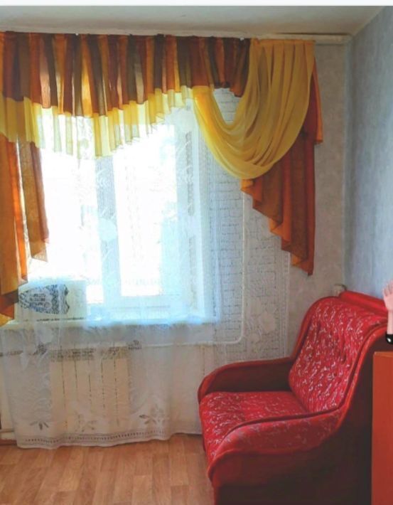 комната г Барнаул р-н Железнодорожный ул 80 Гвардейской Дивизии 2/2 фото 1