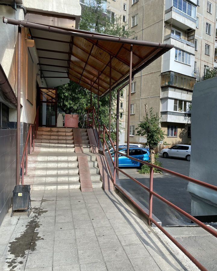 квартира г Челябинск р-н Калининский ул Молодогвардейцев 64б фото 34