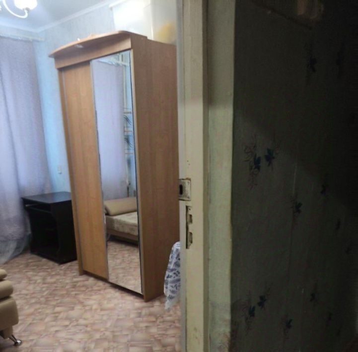 комната г Саратов р-н Октябрьский ул Дома 8 Марта 5 фото 2
