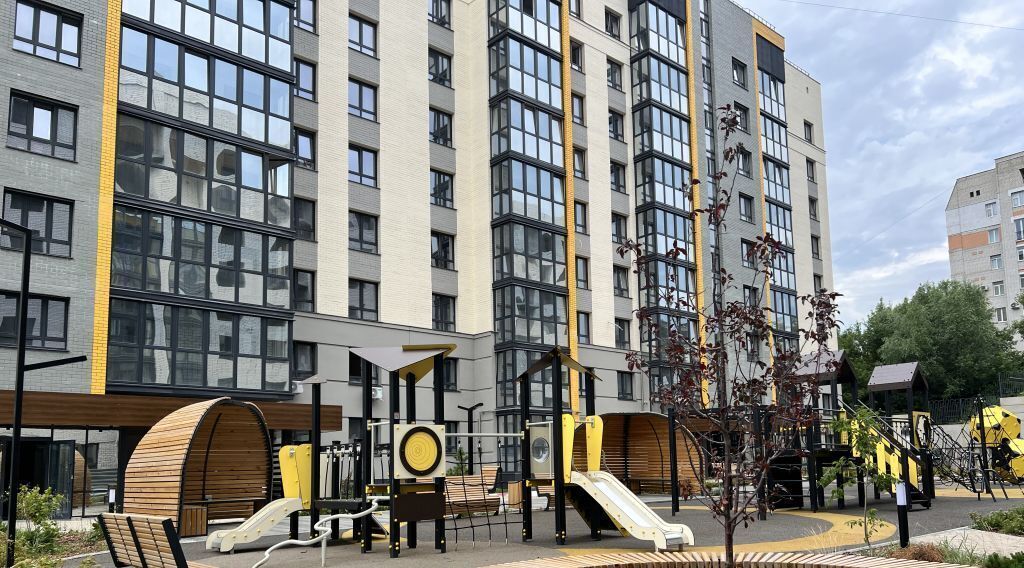квартира г Брянск р-н Советский ул Крапивницкого 39/2 фото 1