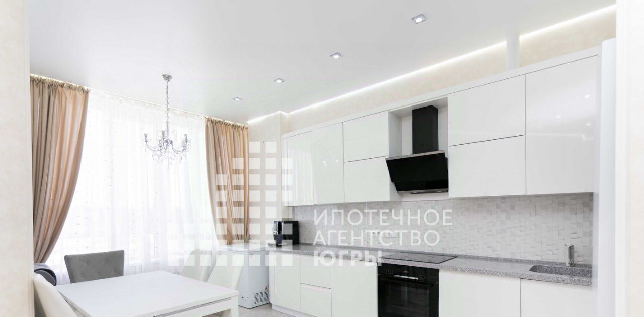 квартира г Ханты-Мансийск ул Гагарина 35 фото 1