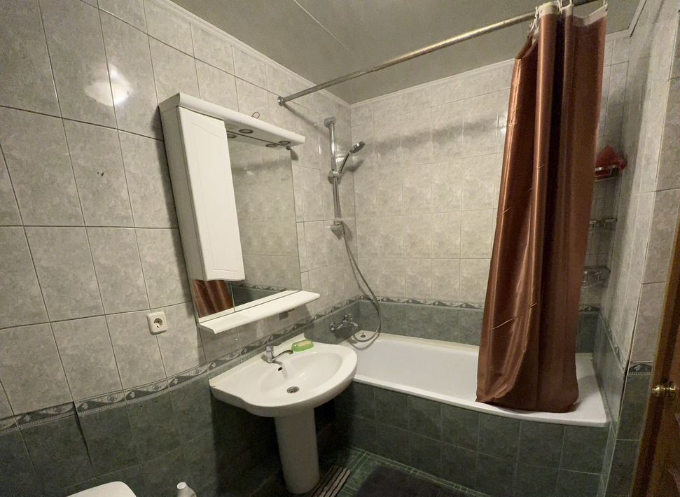 квартира г Саратов р-н Октябрьский ул Ульяновская 6/12 фото 10