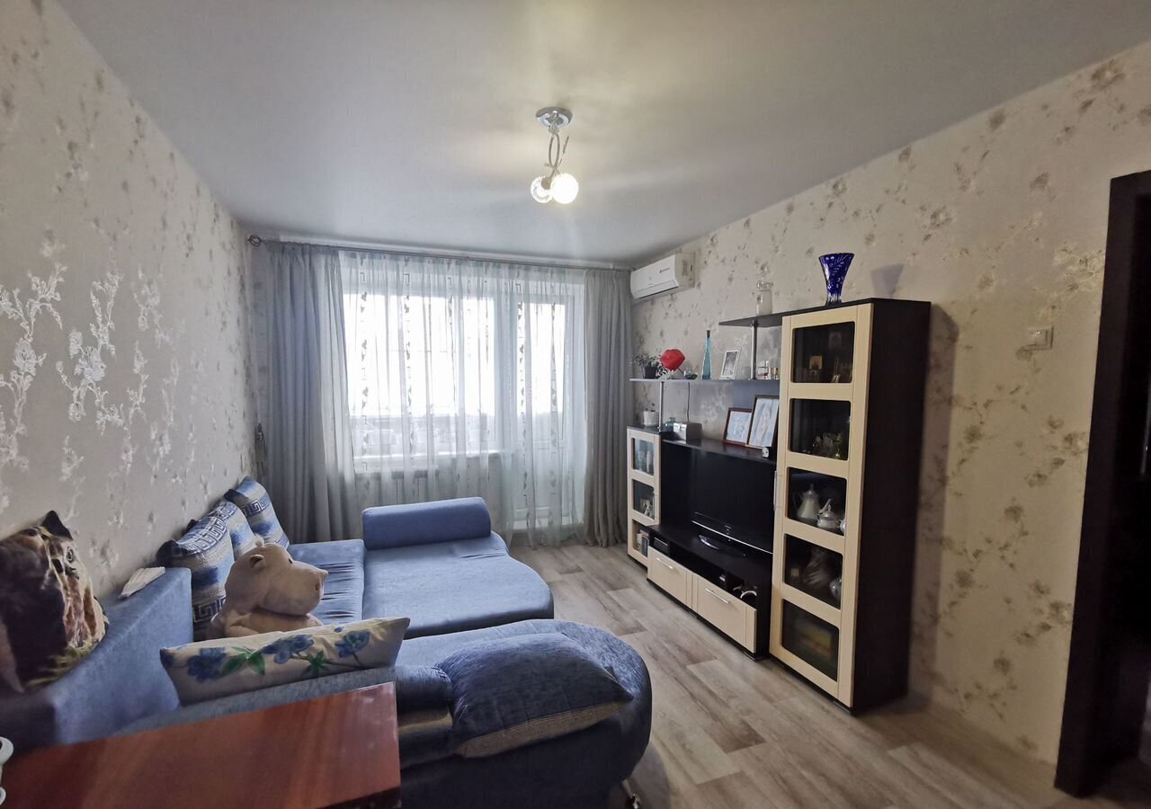 квартира г Тольятти р-н Автозаводский 16 квартал ул Тополиная 56 фото 5