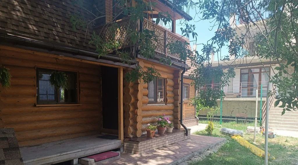 дом г Геленджик с Дивноморское ул Каштановая 15 фото 1