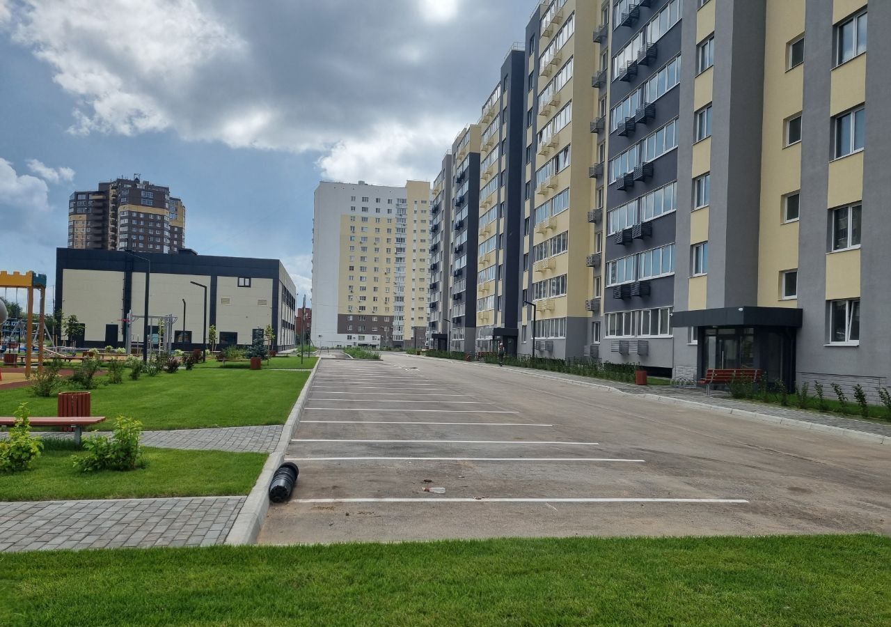квартира г Тольятти р-н Автозаводский б-р Приморский пр-кт Московский ЖК «Юго Западный» поз. 2, ул. Строителей фото 3