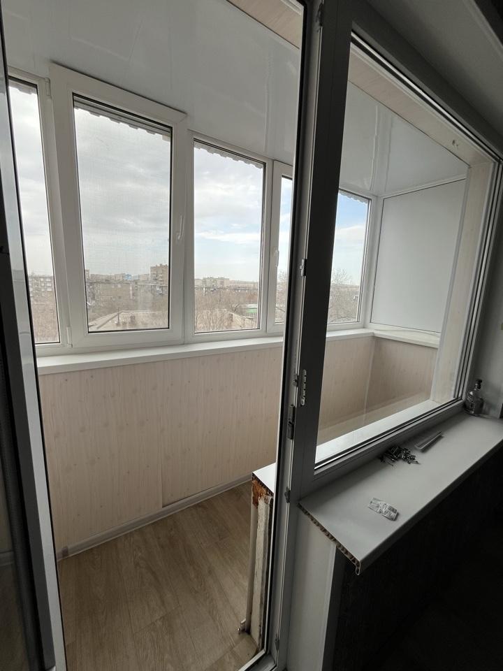 квартира г Орск р-н Октябрьский ул Кутузова 44а фото 1