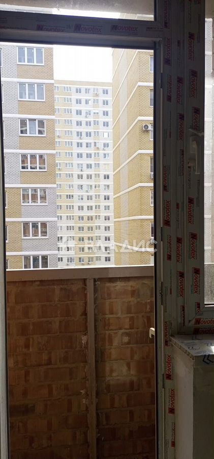 квартира г Краснодар р-н Прикубанский ул Заполярная 37к/3 мкр-н Славянский фото 11