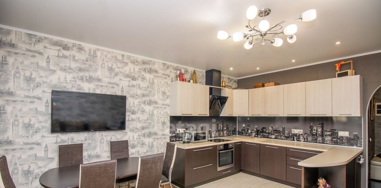 квартира г Тюмень р-н Центральный ул Максима Горького 90 фото 1