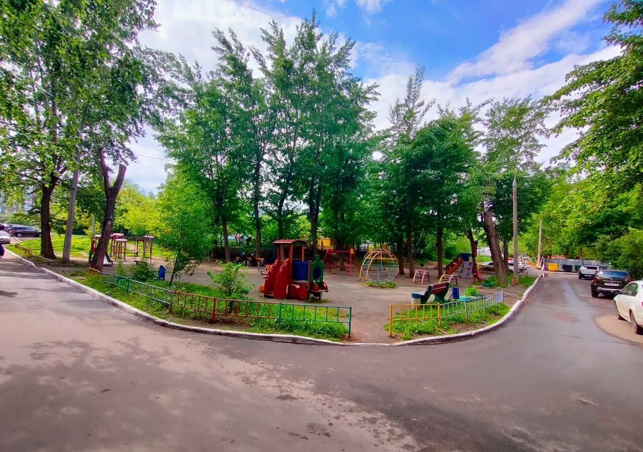 квартира г Челябинск р-н Тракторозаводский пер Мамина 6а фото 19