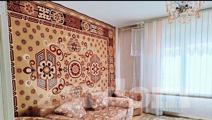 квартира г Красноярск р-н Железнодорожный ул Менжинского 8 фото 1
