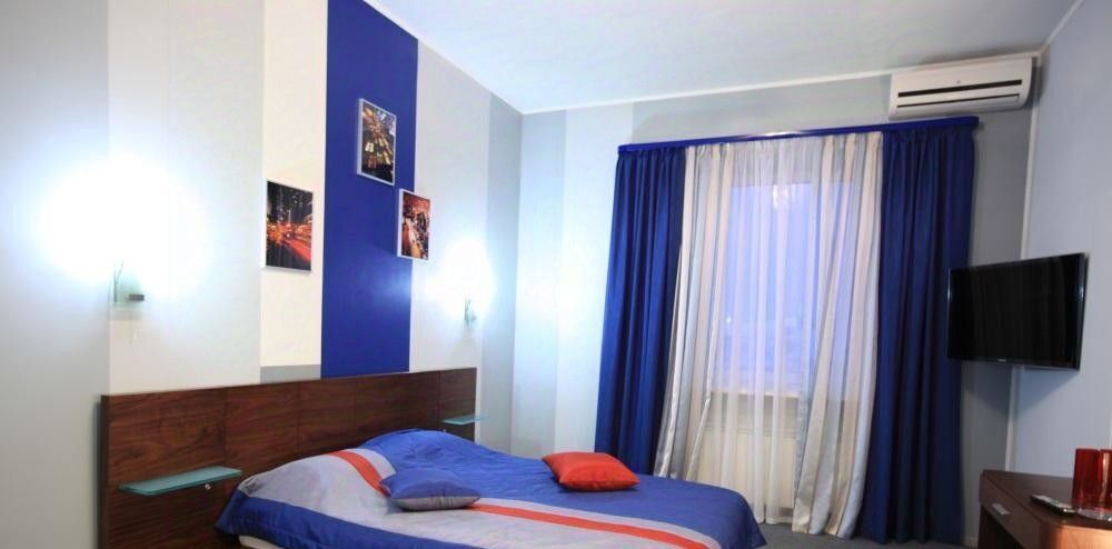 комната г Курган ул Омская 82и фото 3