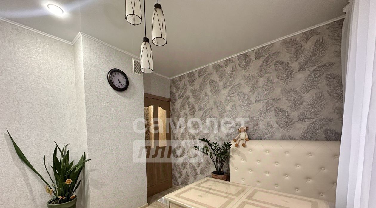 квартира г Курск р-н Центральный пр-кт Вячеслава Клыкова 64 фото 3