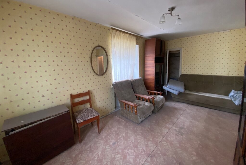 квартира г Волгоград мкр Ангарский р-н Дзержинский ул Бурейская 18 фото 2