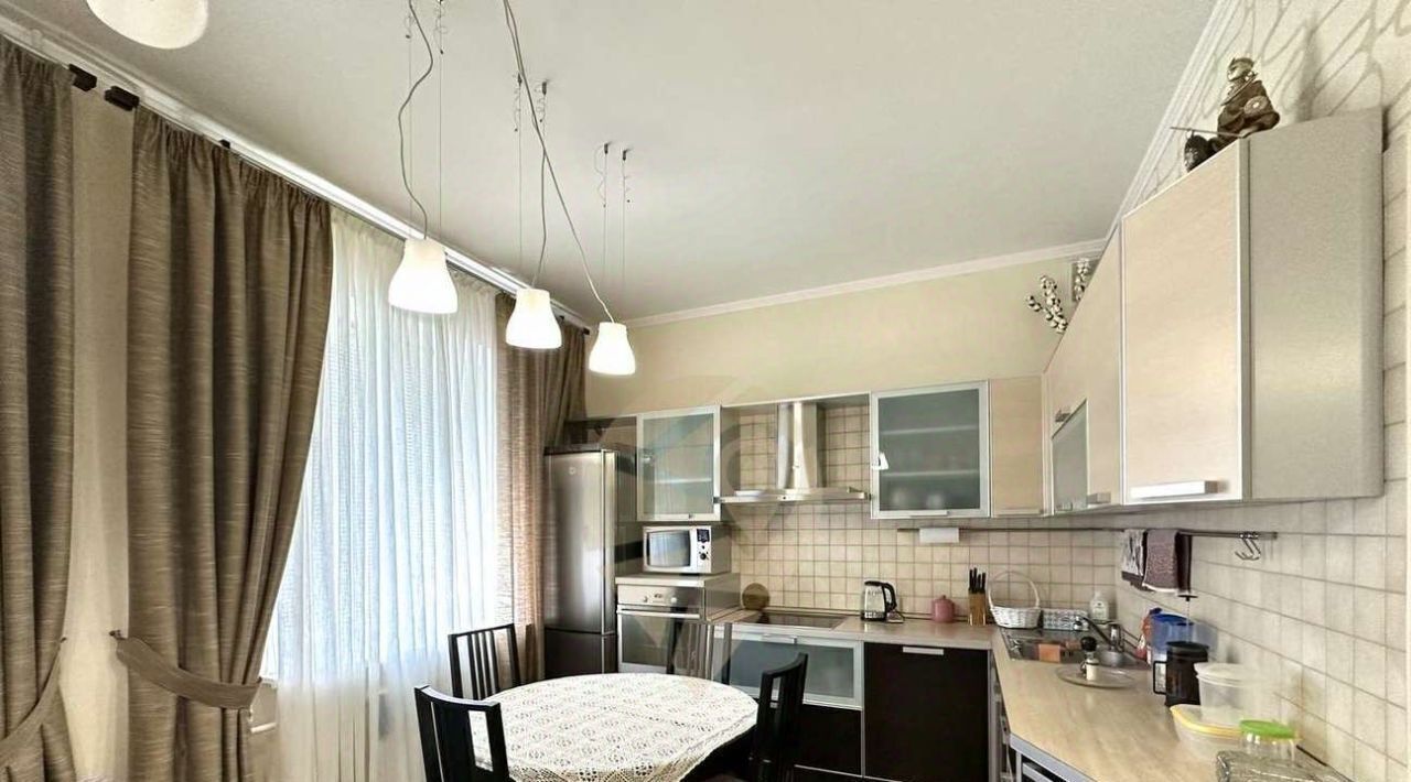 квартира г Старый Оскол Дубрава 3 кв-л, 10 фото 1