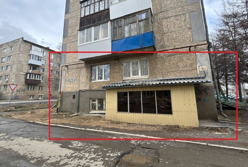 торговое помещение г Верхняя Пышма ул Победы 11 Проспект Космонавтов фото 2