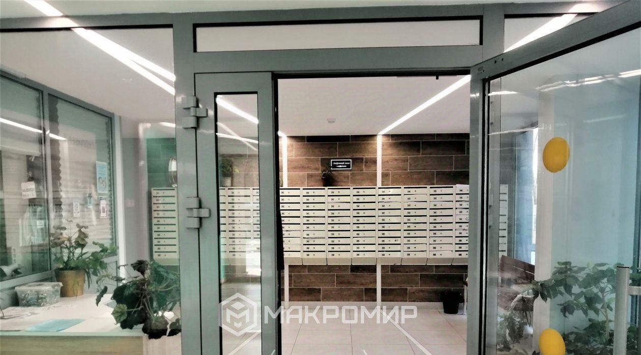 квартира г Пермь р-н Свердловский ул Революции 54 фото 25